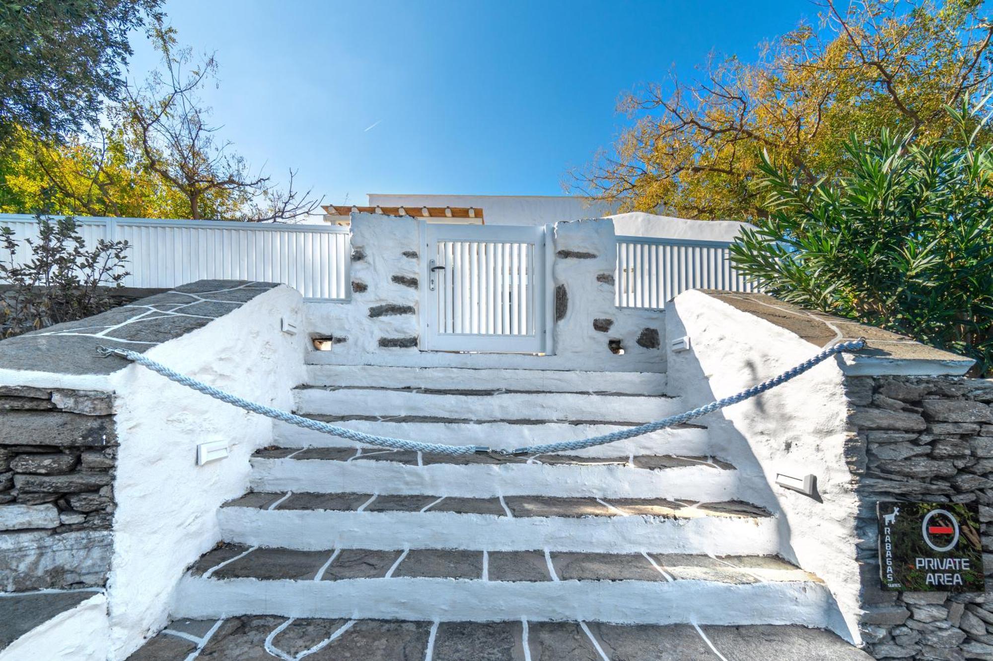 Rabagas Suites Luxury - In The Heart Of Sifnos Apollonia  Exterior photo